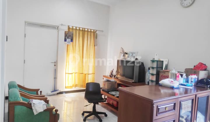 Rumah Terawat di Taman Kopo Indah 3