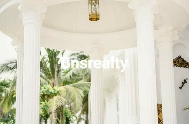 Villa Lokasi Tibubiu