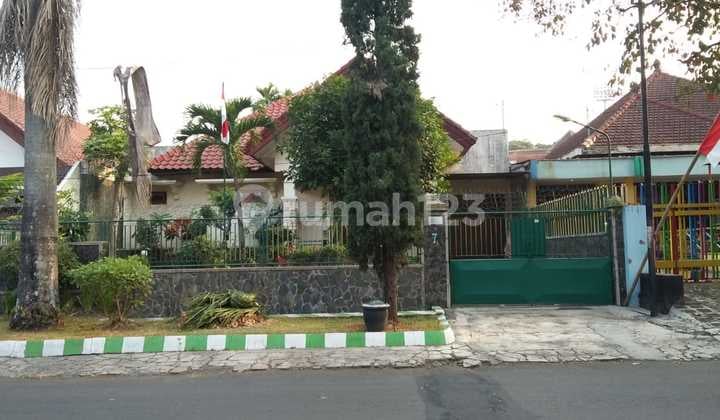Rumah Cantik Strategis di Kawasan Elite Malang