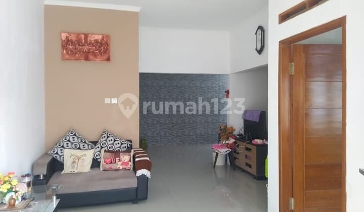 Rumah Bagus Terawat di Permata Kopo