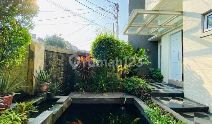 House 2.5 Floors Smart Home Ready to Occupied Pondok Indah, Pondok Pinang Village, Kebayoran Lama District