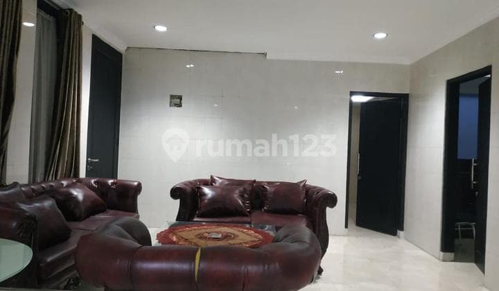 Rumah Bagus Strategis, Kemayoran Area