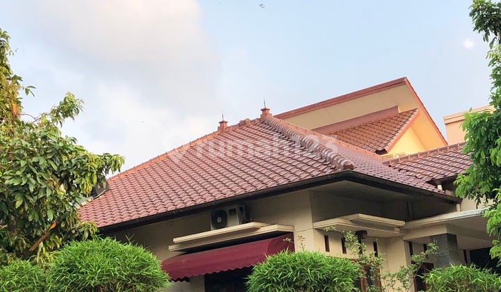 Harga Miring, Rumah Besar, 1,5 lantai, Full Jati, Cocok utk Hunian Keluarga di Puri Bintaro