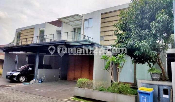 Rumah Unfurnished Baru Shm - 3BR+1 (Lt: 250 m² Lb: 280 m²) 6,5m, Kemang, Jakarta Selatan