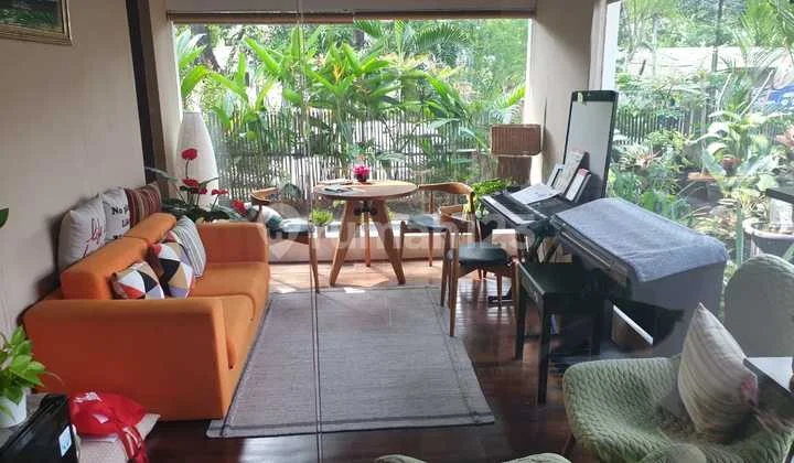 Rumah Modern Minimalis di Bendungan Hilir