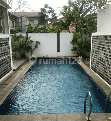 Siap Huni! Rumah Cantik Minimalis Di Townhouse Kemang Jakarta Selatan