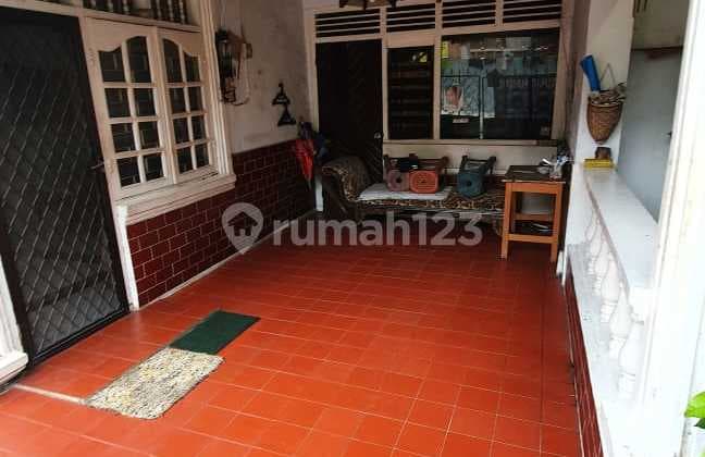 CHEAPEST! Land Measurement House on Jl. Kerinci, South Jakarta - Below Market Price