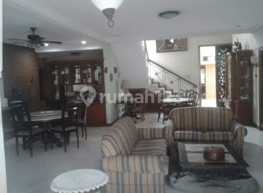 Charming House on Bunga Cempaka Street, Cipete