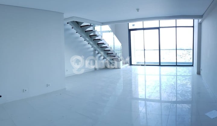 Soho Ciputra World Lantai 29 Luas 117 m2, Hadap Utara Mayjend, Include AC Soho Ciputra World Lantai 29 Luas 117 m2, Hadap Utara Mayjend, Include AC