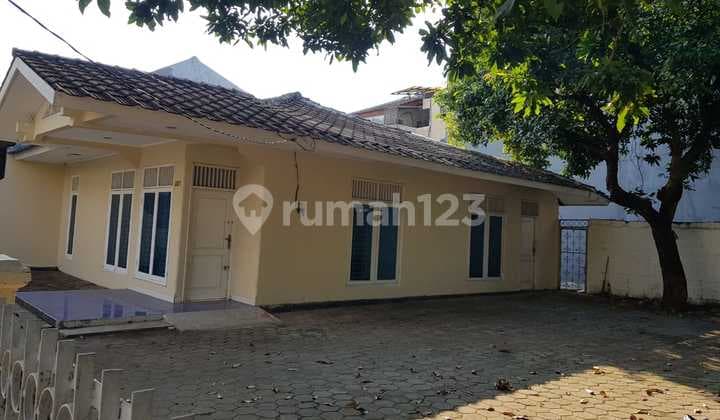 RUMAH LAMA PURI HITUNG TANAH