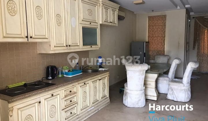 Town House Pantai Mutiara, Jakarta Utara. Harga Murah Nego!