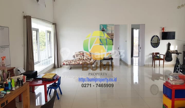 Rumah Mewah Siap Pakai di Banjarsari, Solo