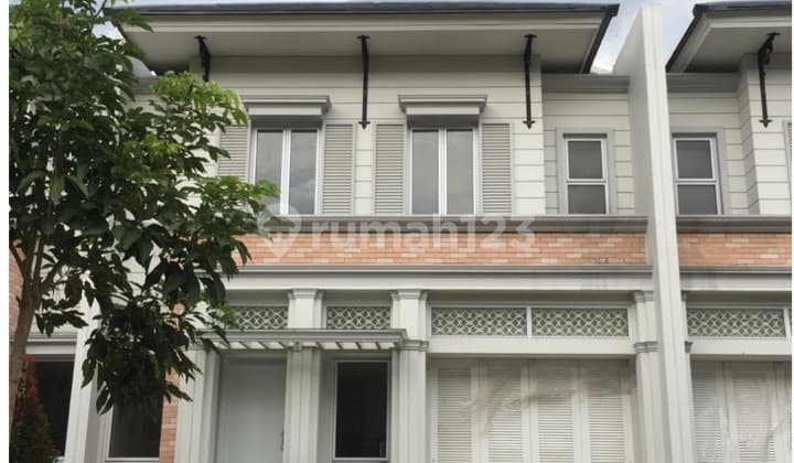 Rumah Baru dan Siap Huni di Komplek Greenwich BSD
