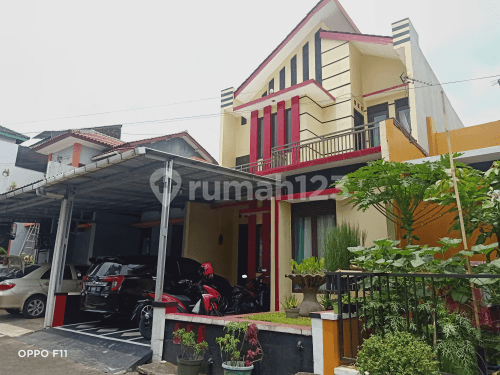 Rumah 2 lantai di perum elit hanya 5 menit kampus UNSOED Purwokerto
