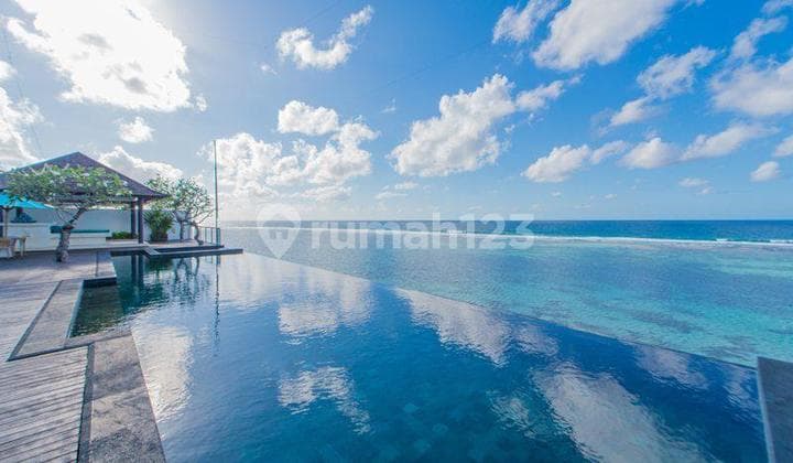 VILLA MEWAH LOS TEBING PANTAI SAWANGAN