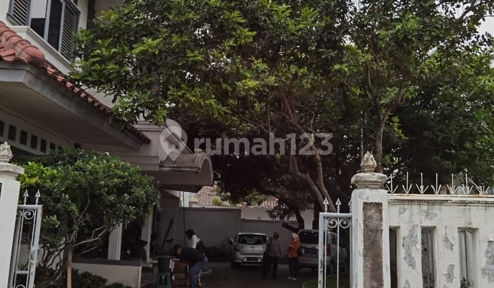 Turun harga. Nego sampai Deal. Rumah Luas di Pondok Ranji Bintaro