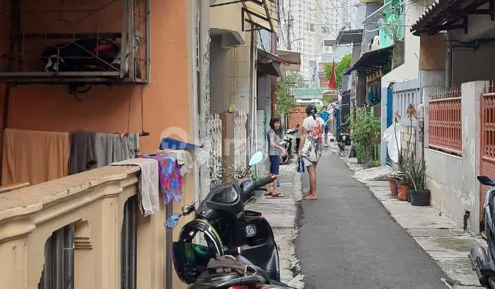 Rumah 2 lantai tanjung duren selatan jakarta barat