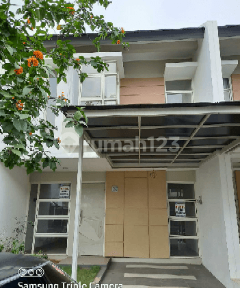 rumah cantik 2lantai siap huni di cluster terbaru grand wisata