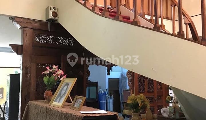Rumah Mewah di daerah eksklusif Pondok Indah
