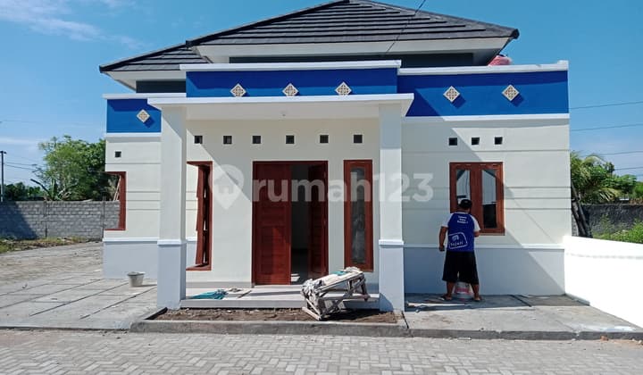 RUMAH BARU SIAP HUNI MINIMALIS - HARGA EKONOMIS BERKUALITAS DALAM PERUMAHAN MUTIARA SEWON 2 JALAN IMOGIRI BARAT KM 7 SEWON BANTUL