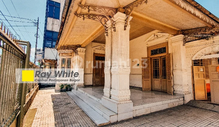 rumah klasik heritage di jalan suryakencana kota bogor