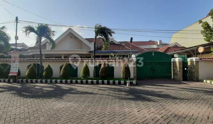 House at JL. PRAPEN INDAH, Designated for Residential, Office, and Home Industry/Housing Industry Use.