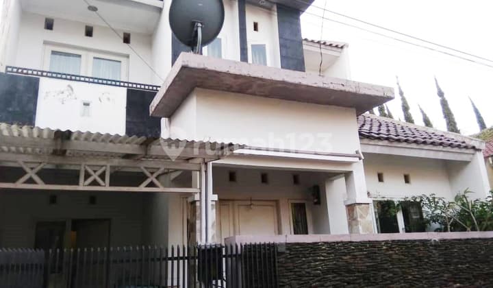 Rumah Bagus Siap Huni di Komplek Pondok Mutiara Indah Cimahi