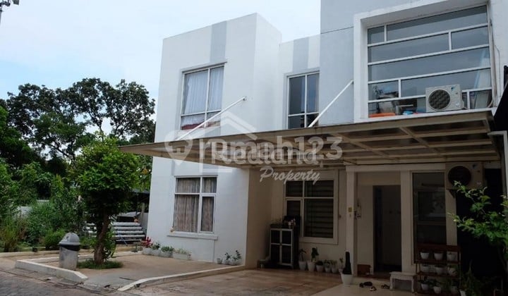 Rumah di Bluebell , Bukit Wahid Semarang Tt 1942
