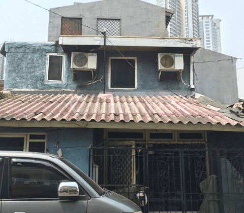 Strategic House suitable for Business in West Jakarta