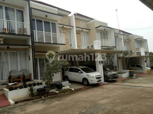 rumah Tangsel Serpong tanpa DP, ready stok dekat MRT pintu toll dan stasiun kereta