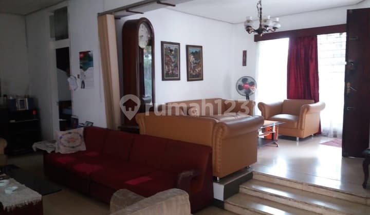 Rumah 1 lantai di Cinere