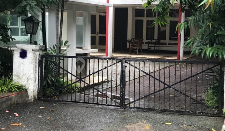 Rumah Strategis Di Jl. Borobudur Menteng Jakpus.