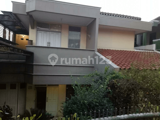 rumah 2 lantai