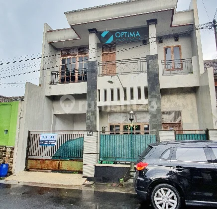 Rumah dalam perumahan candi gebang dekat kampus UGM, UPN, Condongcatur, Jogja Rumah dalam perumahan candi gebang dekat kampus UGM, UPN, Condongcatur, Jogja