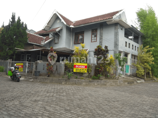 House in Griya Perwita Housing, Jakal km12