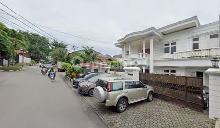 Ready to Live In House in Kemandoran, Kebayoran Lama, South Jakarta