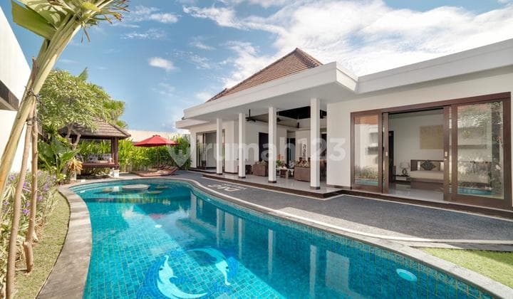 VILLA COMPLECT 100 METER FROM THE BEACH