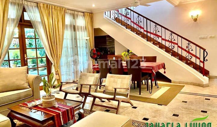 DI.JU.AL. Rumah Cozy Jl. Cianjur, Menteng