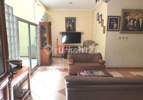 Rumah sipa huni di Kavling DKI Jakarta Barat