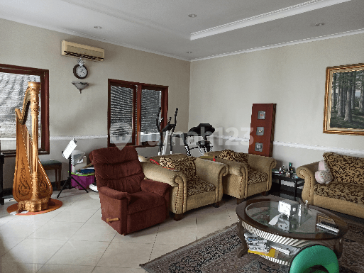 Dijual Rumah jl Cempaka Kota Bambu Utara Tomang Jakarta Barat