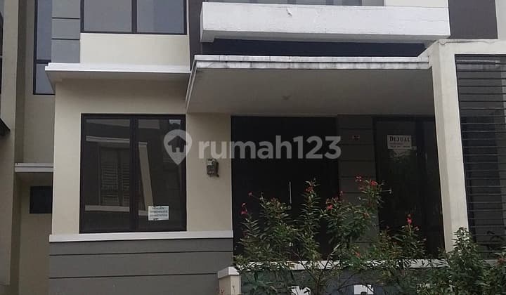 Rumah Siap Huni Belum Pernah Dipakaicluster Golf Terrace @ Modernland