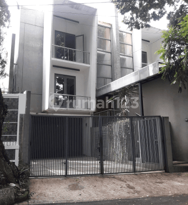 New city center house building