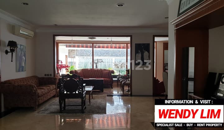 RUMAH ASRI dan NYAMAN di Jl. DARMAWANGSA, KEBAYORAN BARU