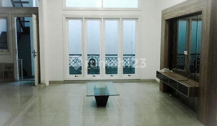 Manyar Permai House PIK