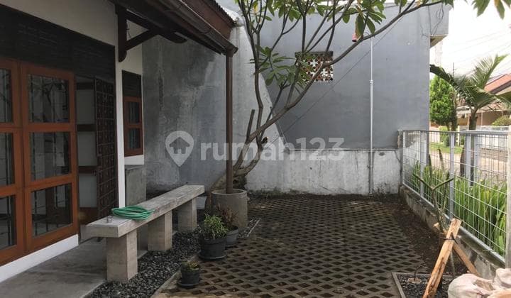 Muara Complex House, Peta Street, Bandung