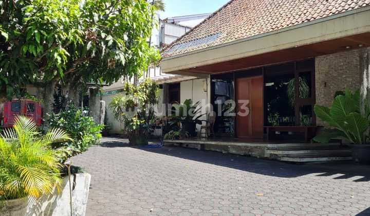 Rumah dan Home Industri di Sayap Sukajadi