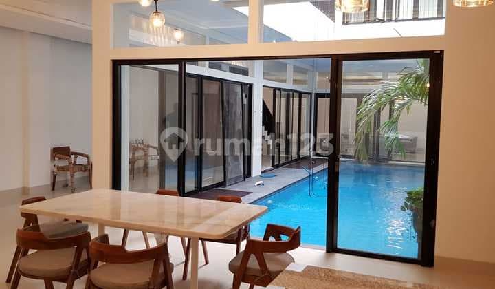 Sewa Rumah Mewah di Menteng Modern Minimalis