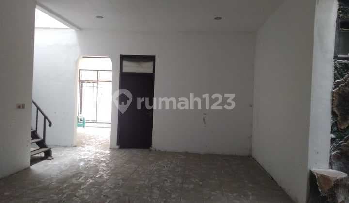 Rumah Nyaman di Kopo Elok