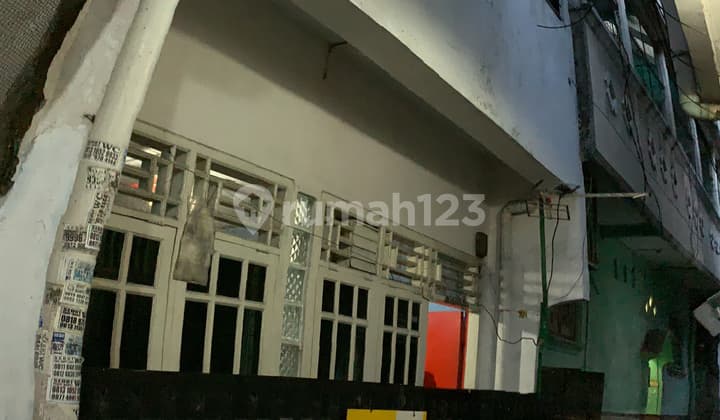 Rumah di Tomang Tinggi 1 gg 1 (Turun Harga)