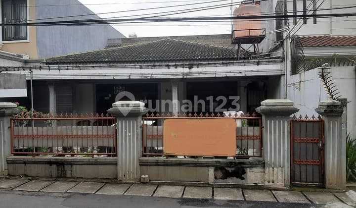 Old House in Permata Hijau